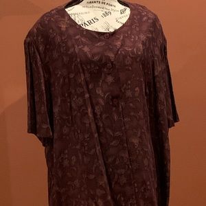 Short sleeve pretty blouse